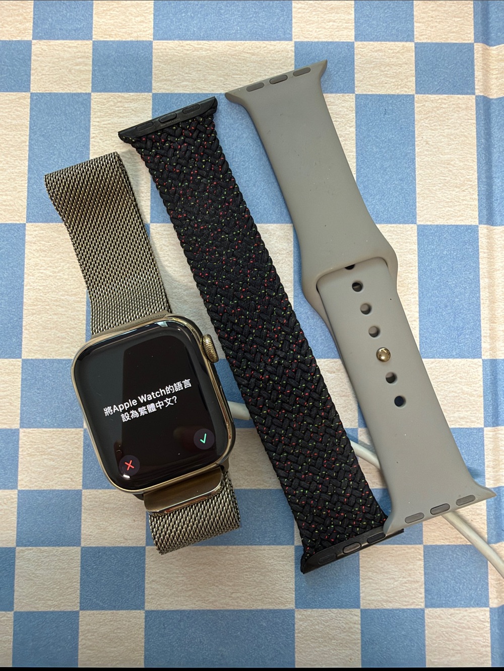 Apple Watch Series 4 44mm Gold Stainless Steel GPS + Cellular + 3 Bands + Charge